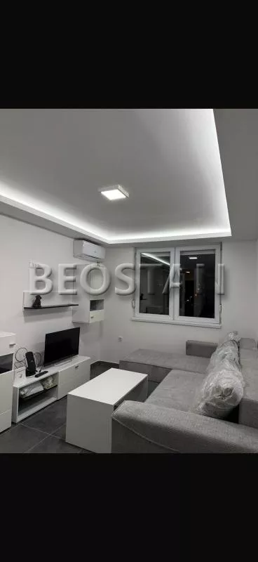 Vojvode Vlahovica | 4zida.rs