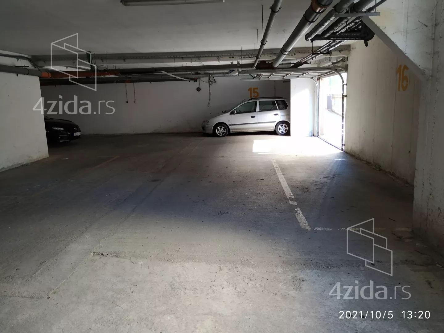 Garaža | 4zida