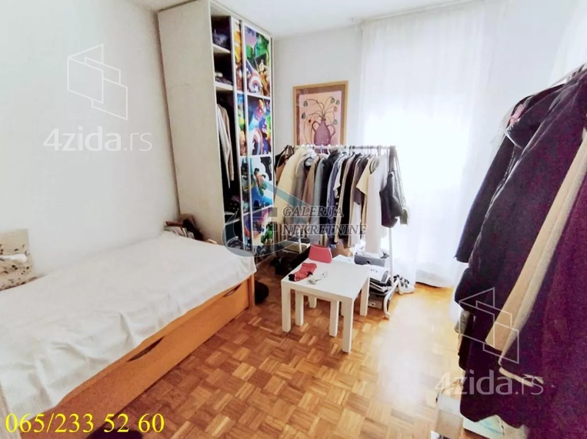Troiposoban stan | 4zida