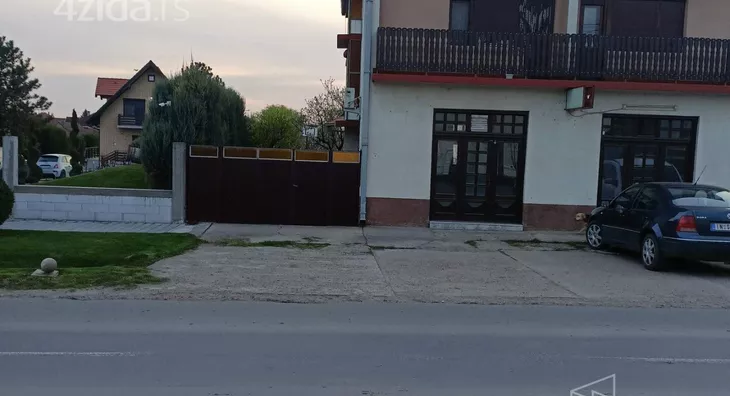 3-etažna kuća | 4zida