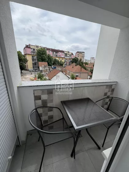 Cara Dušana | 4zida.rs