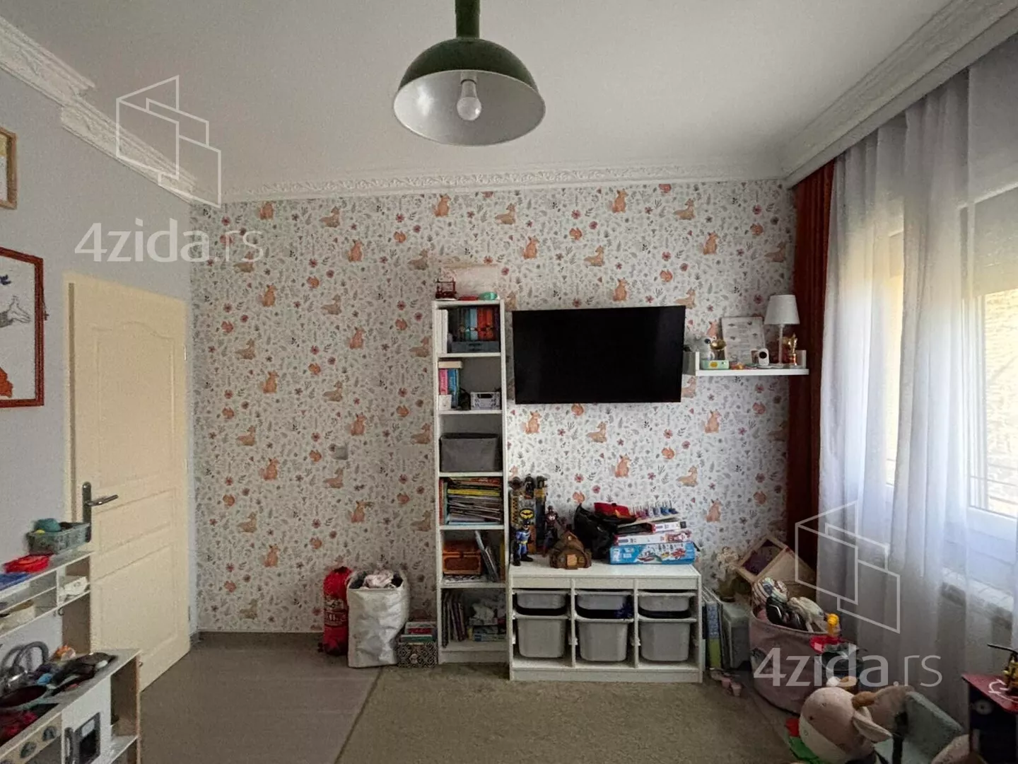 Troiposoban stan | 4zida