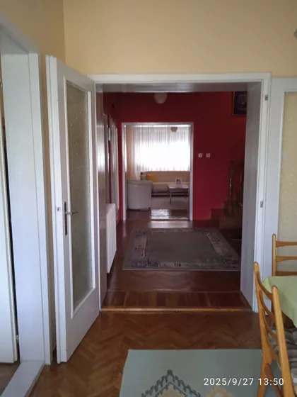 Žarka Zrenjanina 52 | 4zida.rs