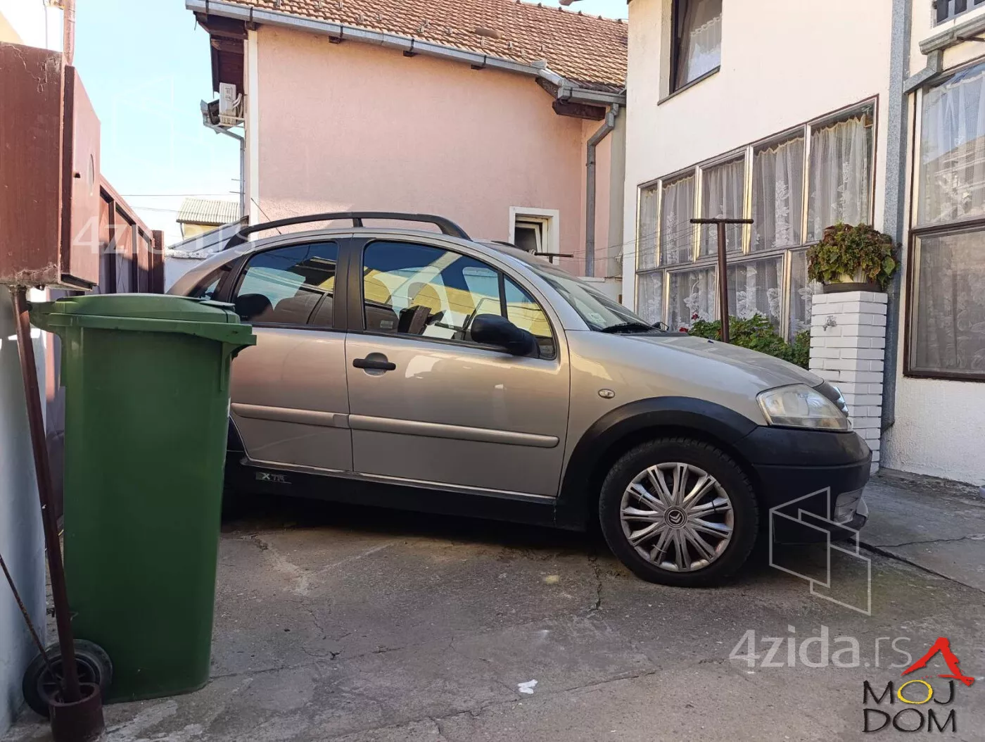 Kuća | 4zida