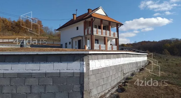 2-etažna kuća | 4zida