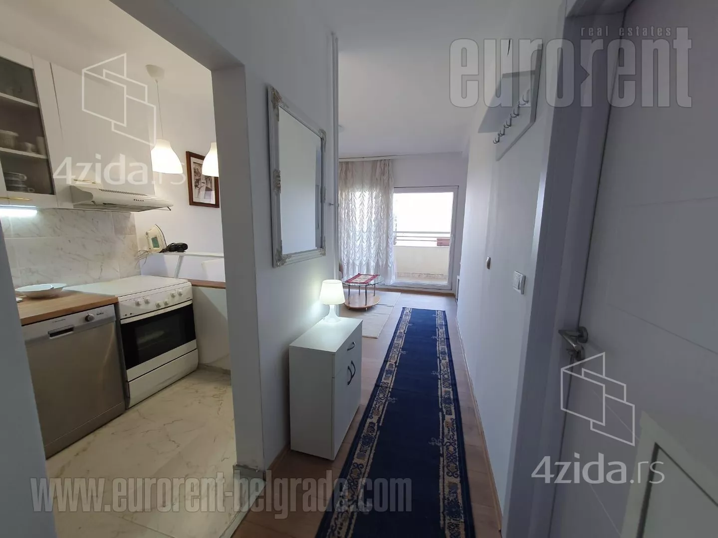 Jednoiposoban stan | 4zida