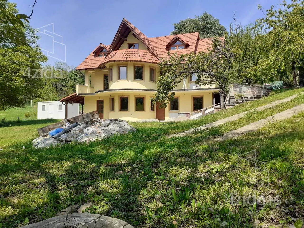 3-etažna kuća | 4zida