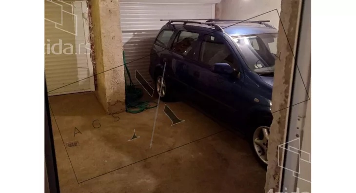 4-etažna kuća | 4zida