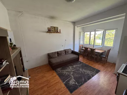 Železnička 9 | 4zida.rs