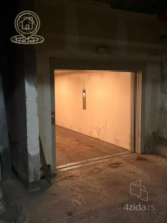 Garaža | 4zida