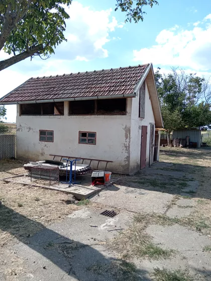 Okolne lokacije | 4zida.rs