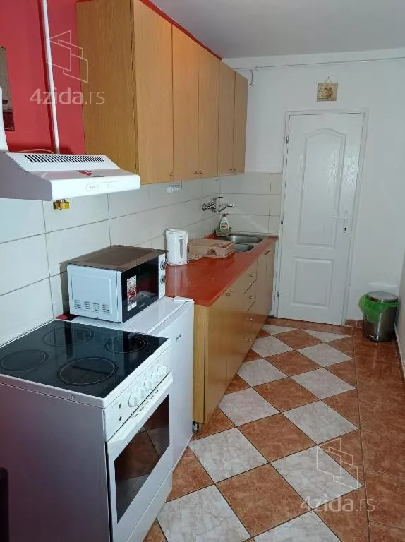 Продается 2-х этажный дом, Svetozara Miletića 3, 89.000€, 90m² — фото