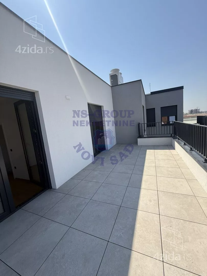 Četvorosoban stan | 4zida