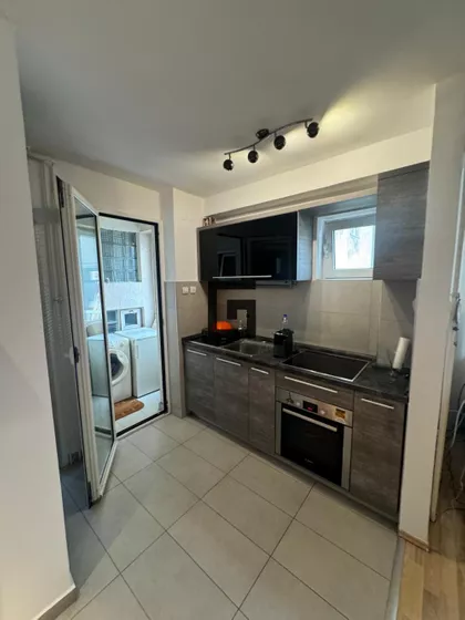 Višnjićeva | 4zida.rs