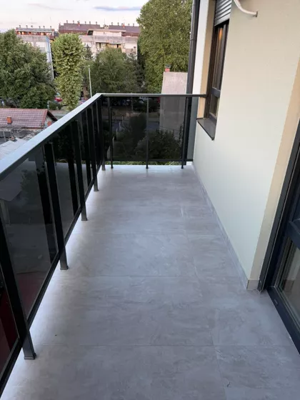 Karađorđeva 181 | 4zida.rs