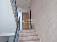 Poslovna zgrada | 4zida