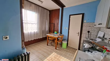 Karađorđeva | 4zida.rs