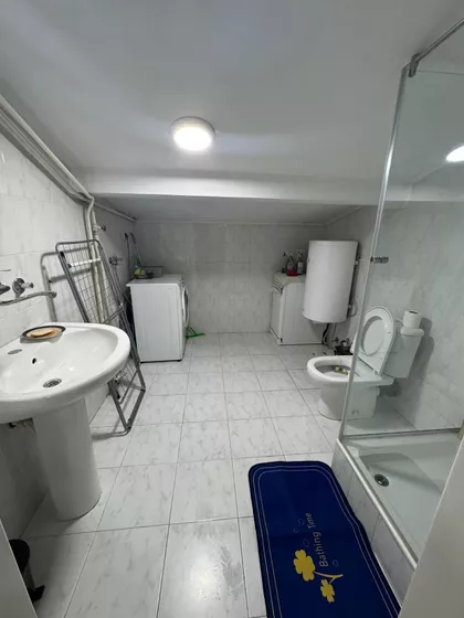 Autokomanda | 4zida.rs