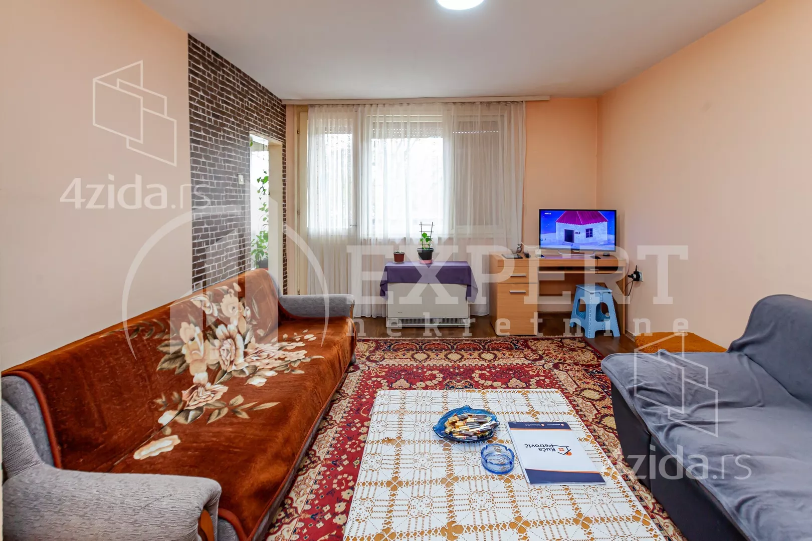 Troiposoban stan | 4zida