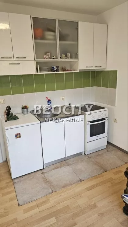 Karpatska | 4zida.rs