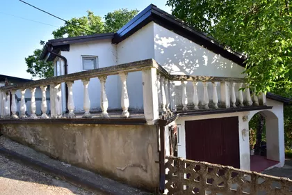 Đorđa Arackića-Uče 12 | 4zida.rs