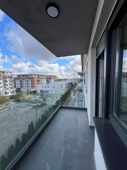 Stari Banovci | 4zida.rs
