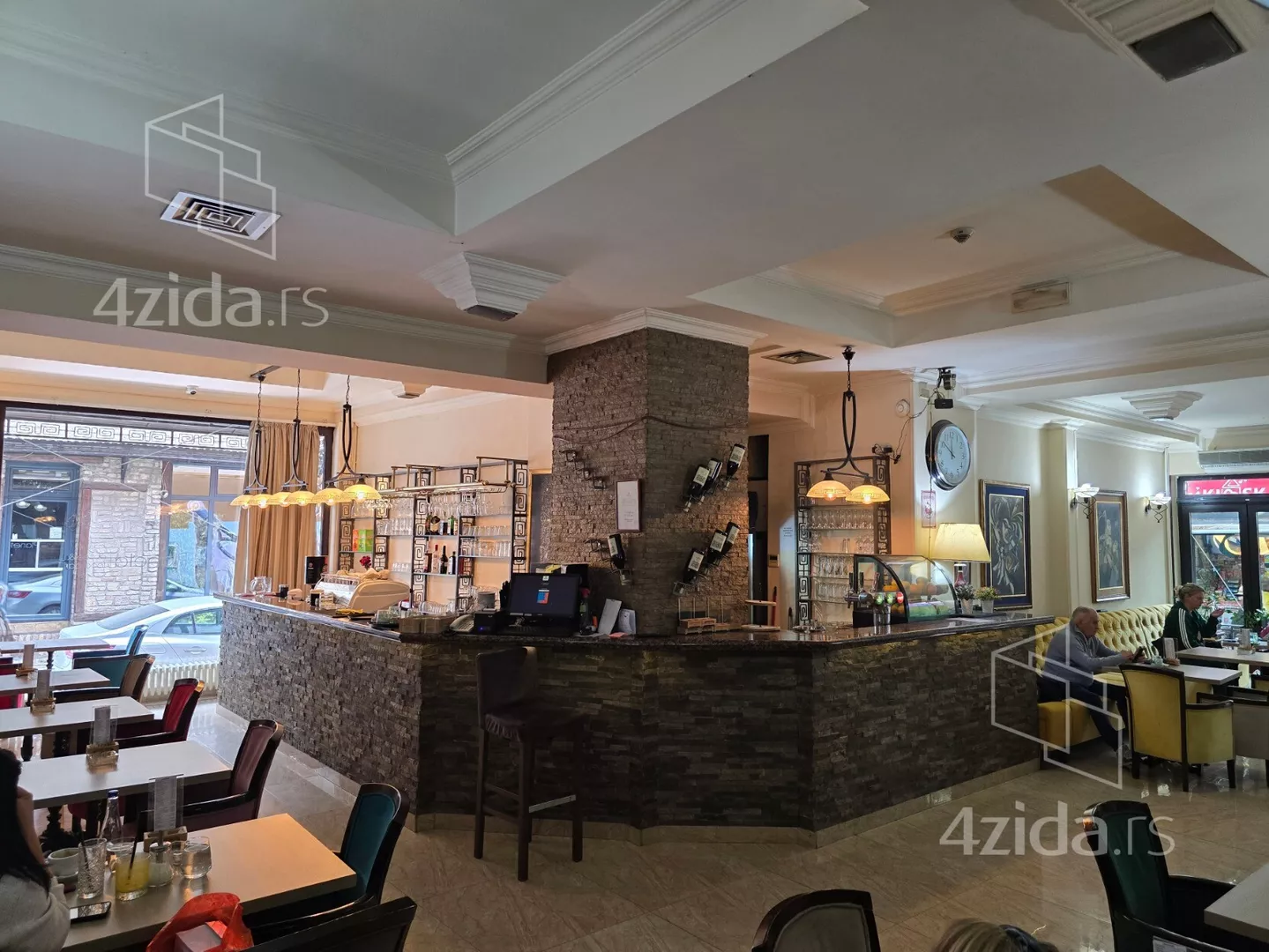 Turistički objekat | 4zida