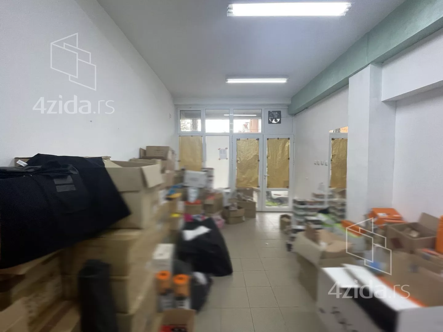 Lokal | 4zida