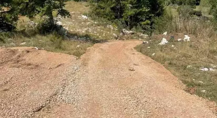 Plac | 4zida