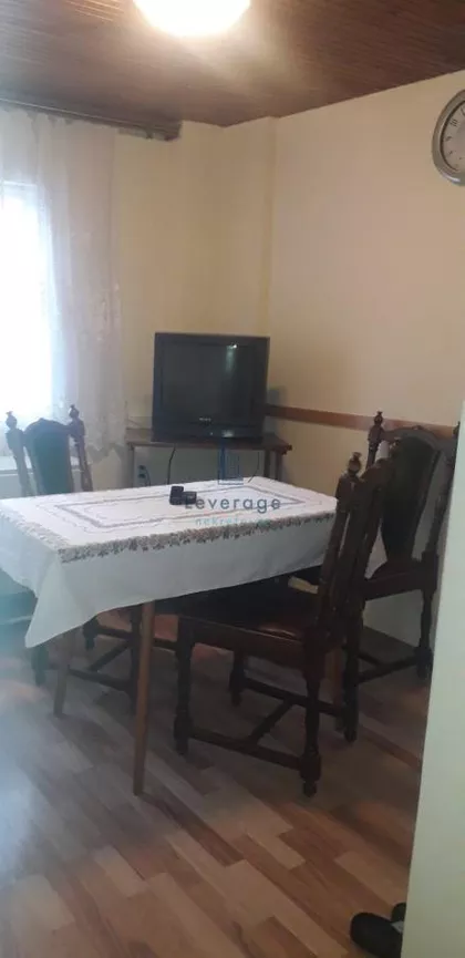 Crveni Krst Vračar | 4zida.rs