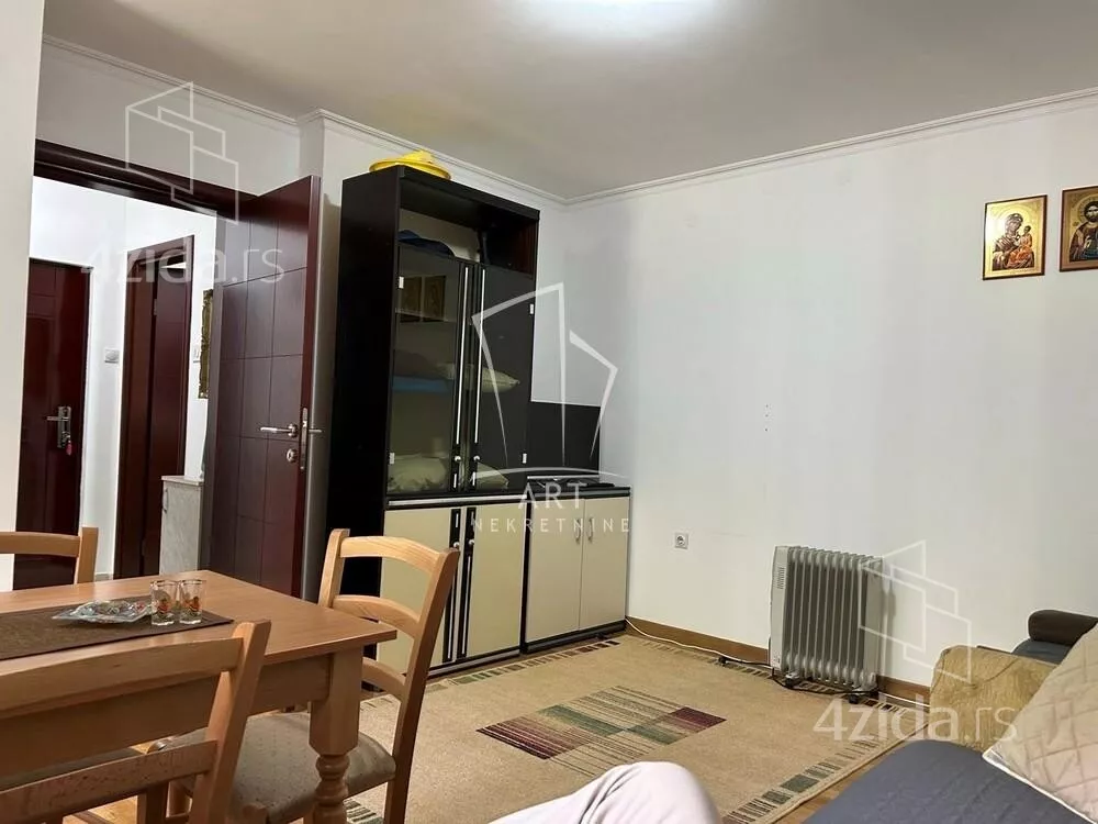 Garsonjera | 4zida