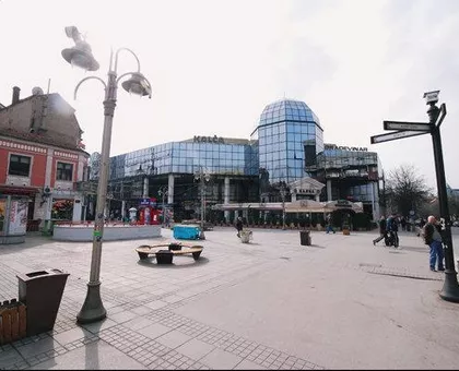 Obrenovićeva | 4zida.rs