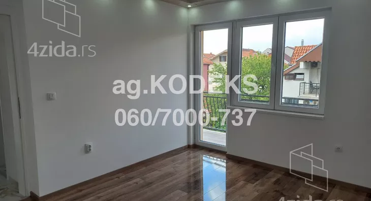 Četvoroiposoban stan | 4zida