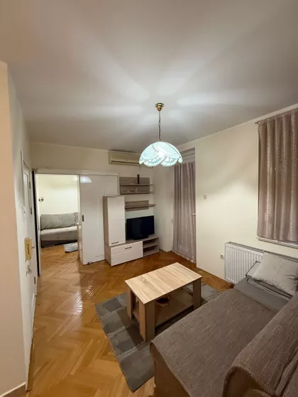 Vojvode Knićanina | 4zida.rs