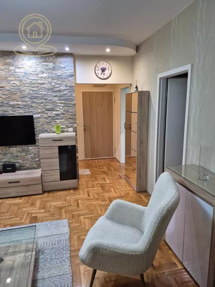 Golsvordijeva | 4zida.rs