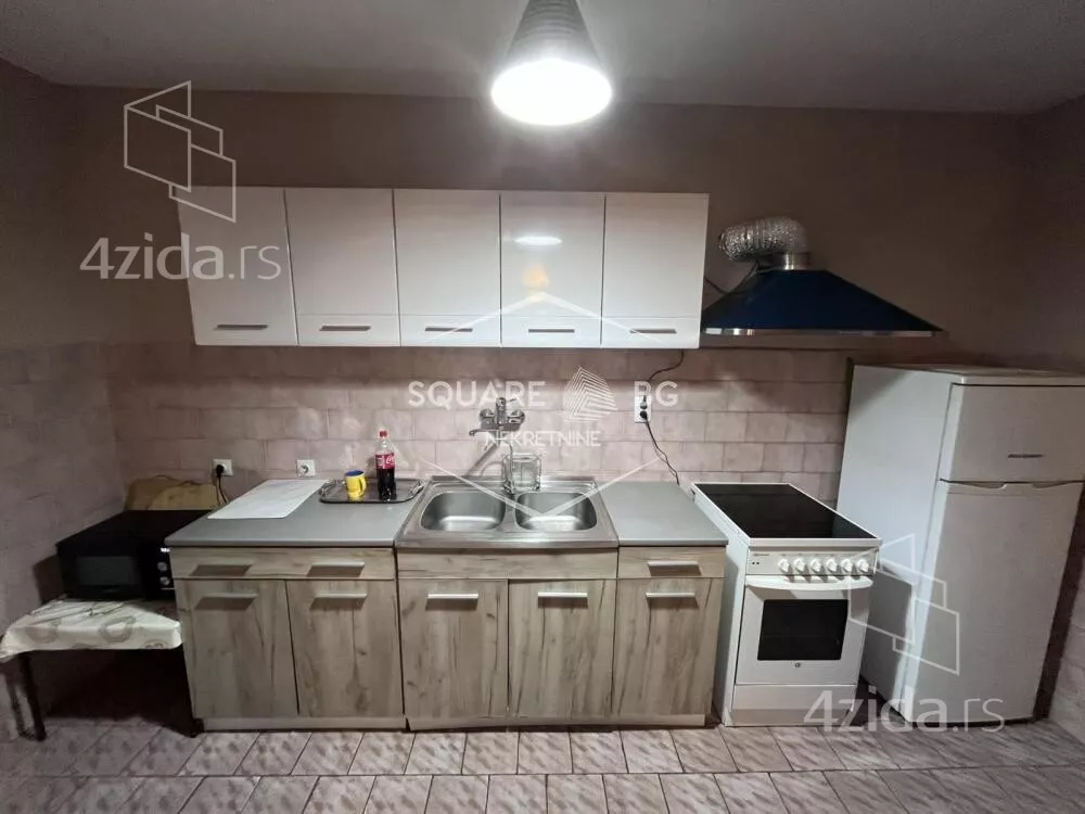 Petosoban stan | 4zida