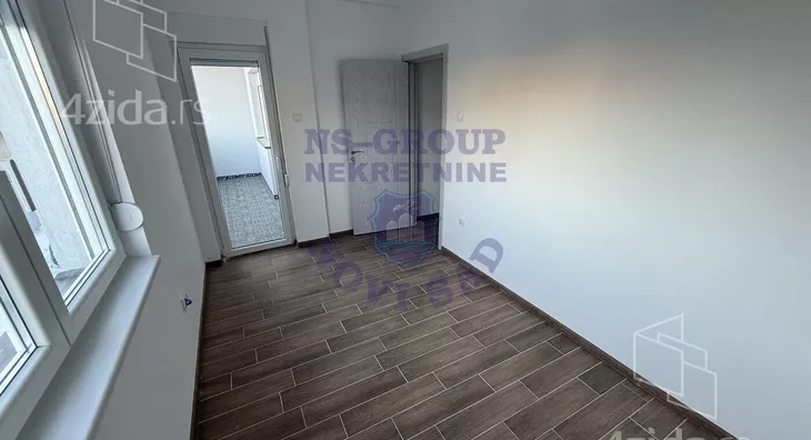 Četvoroiposoban stan | 4zida