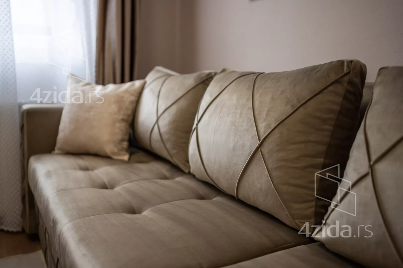 3-etažna kuća | 4zida