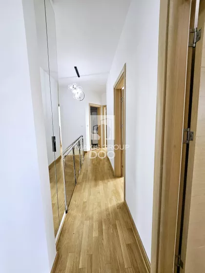 Lazara Kujundžića | 4zida.rs