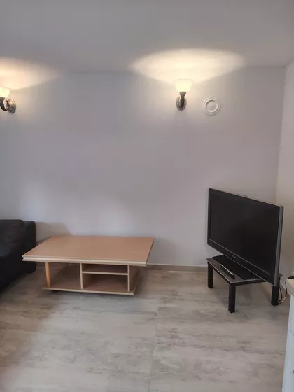 Ratka Mitrovica | 4zida.rs