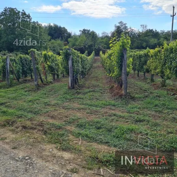 Poljoprivredno zemljište | 4zida