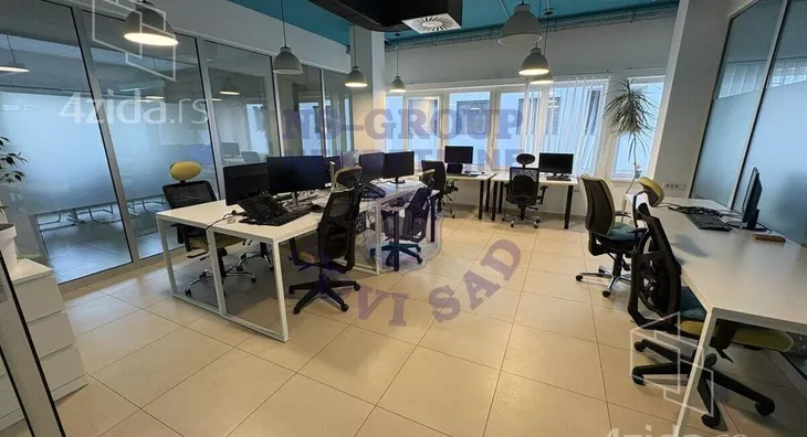 Poslovni prostor | 4zida