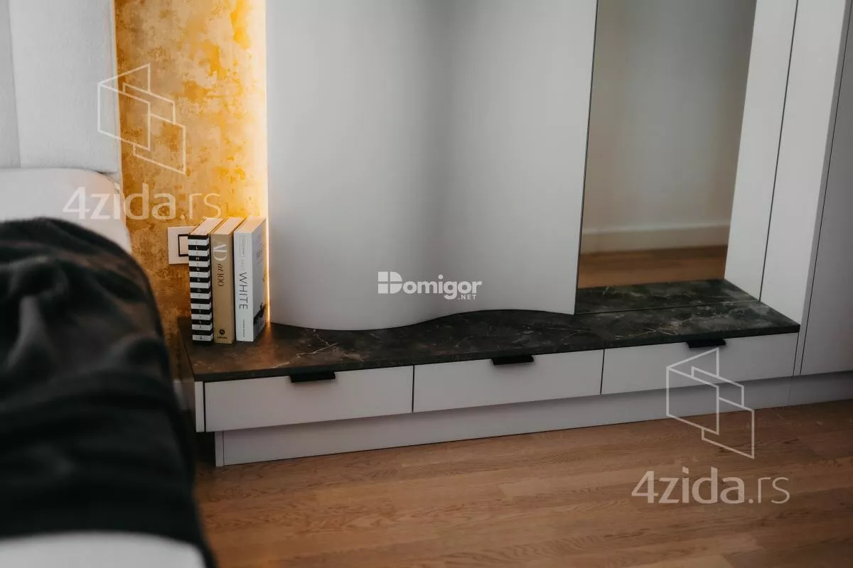 Petosoban stan | 4zida