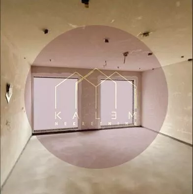 Poslovna zgrada | 4zida