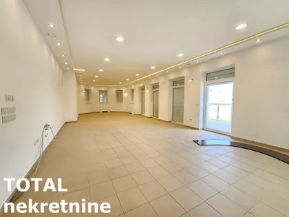 Lipov Gaj | 4zida.rs