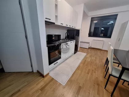 Banovo Brdo | 4zida.rs