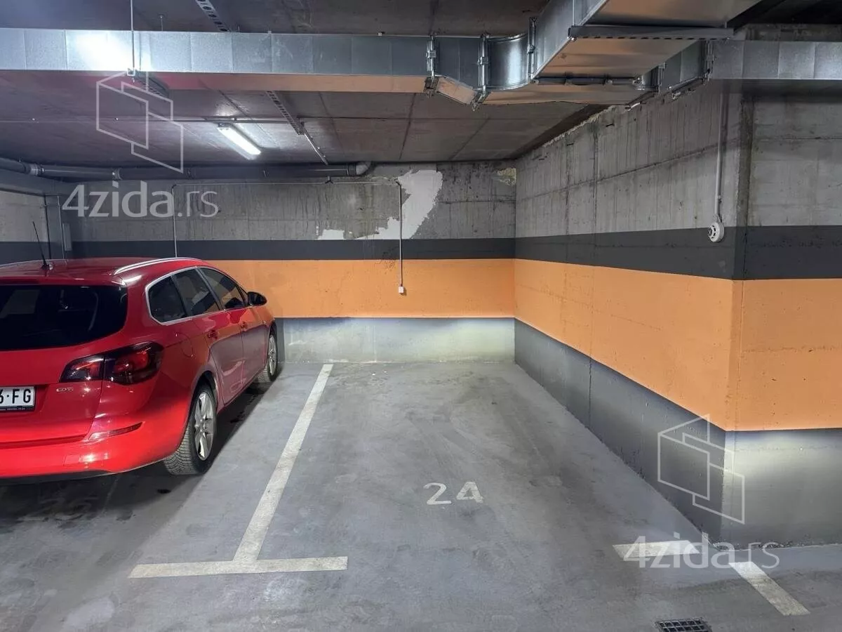 Garaža/Parking | 4zida