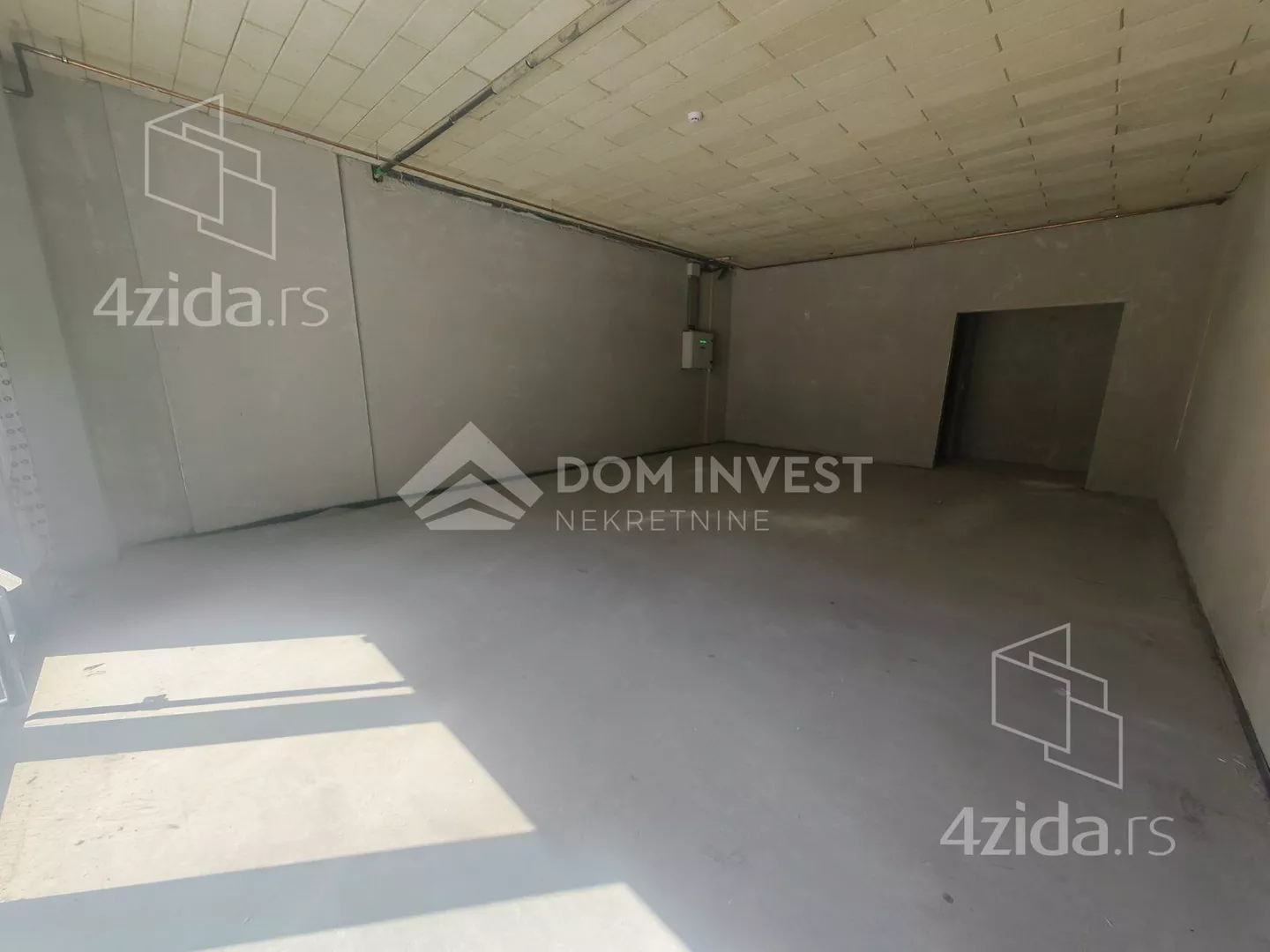 Lokal | 4zida