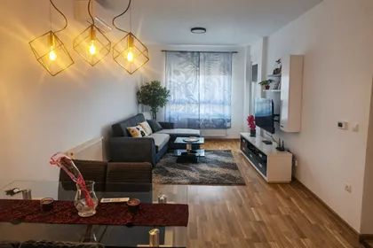 Hadži Prodanova 9 | 4zida.rs