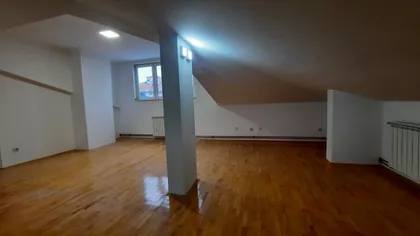 Trg Kosturnica | 4zida.rs